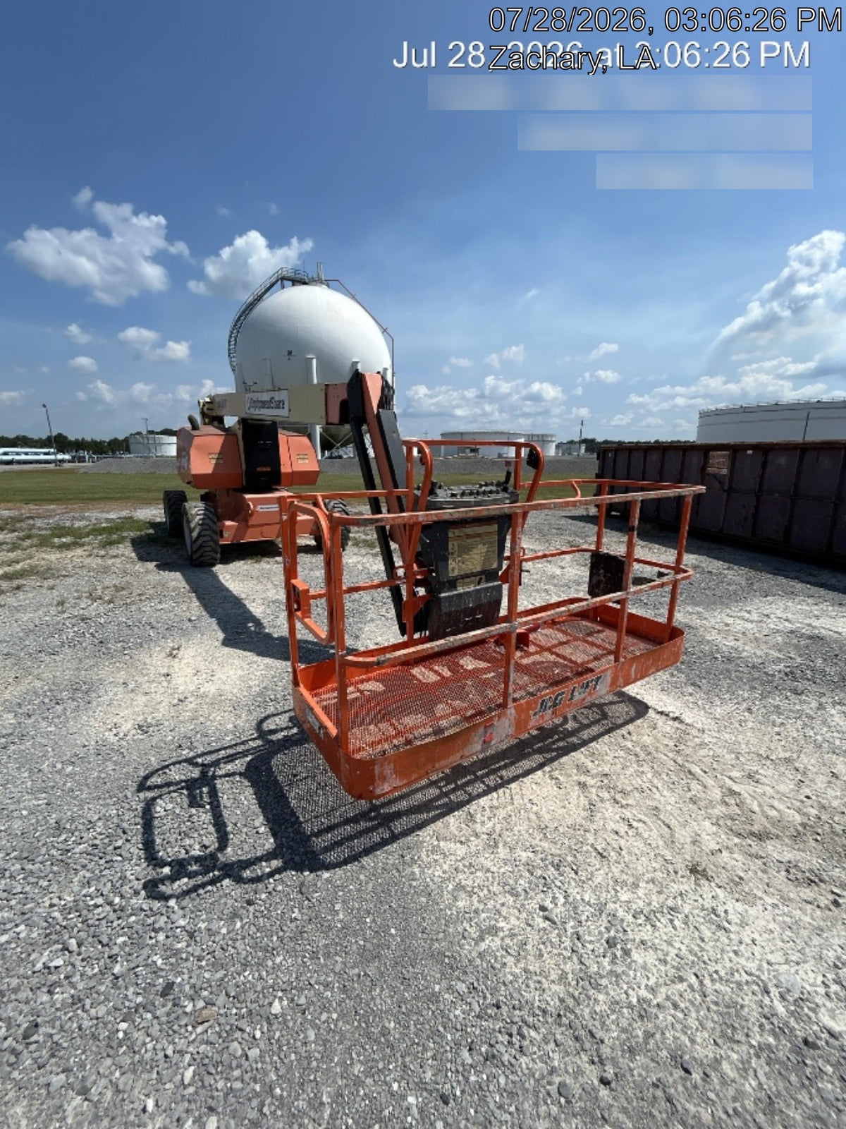 2019 JLG 800AJ