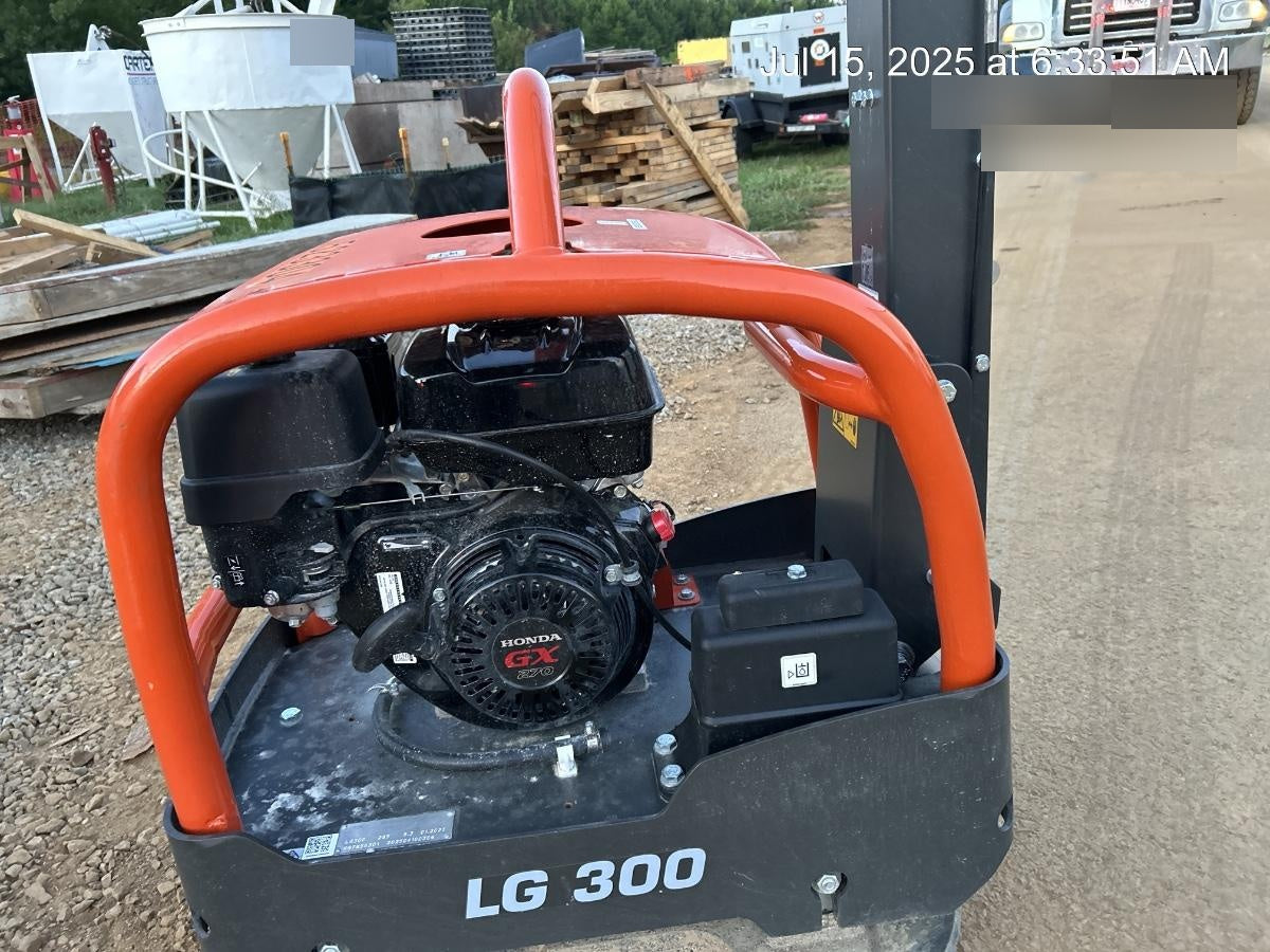 2025 HUSQVARNA LG300