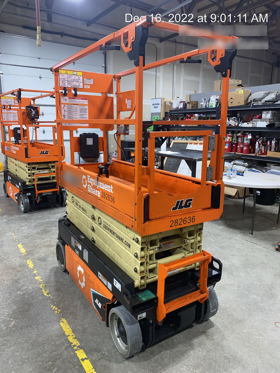 2022 JLG ES1932