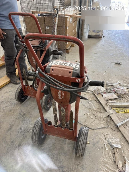 2020 HILTI TE 3000-AVR