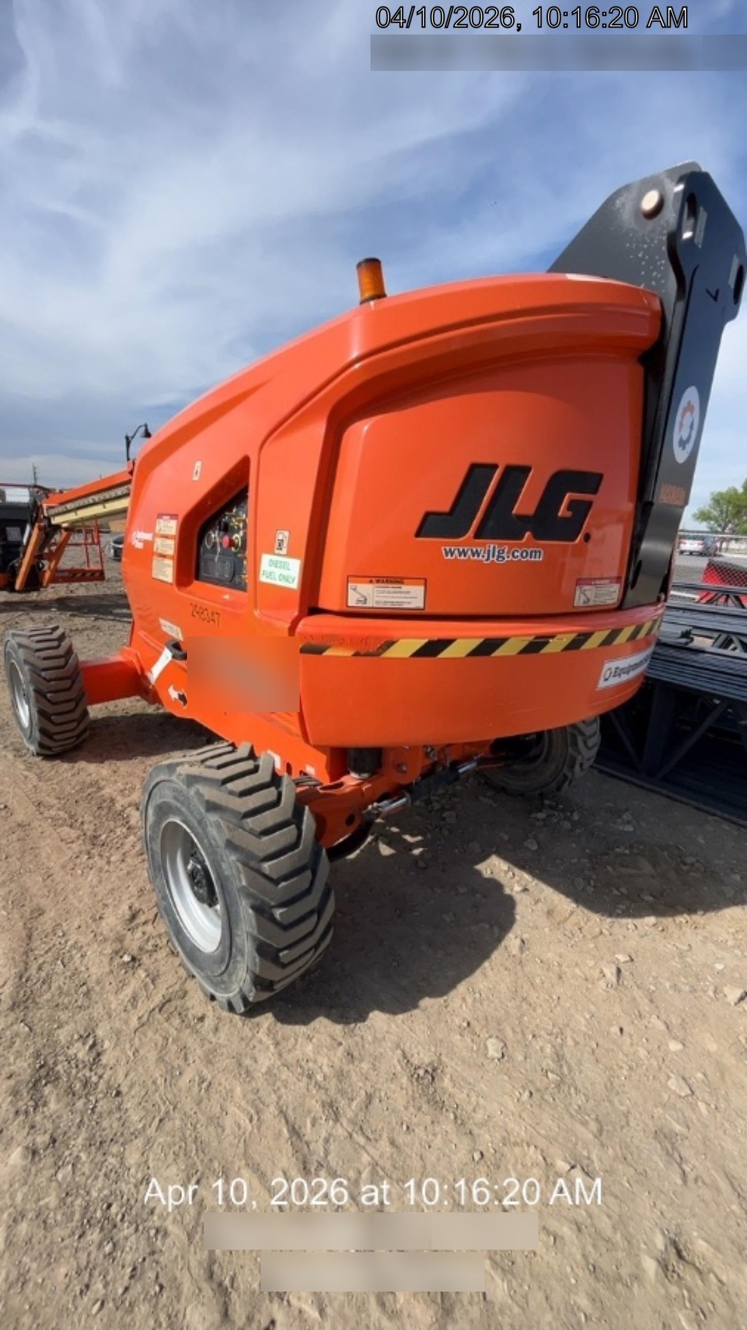 2023 JLG 460SJ