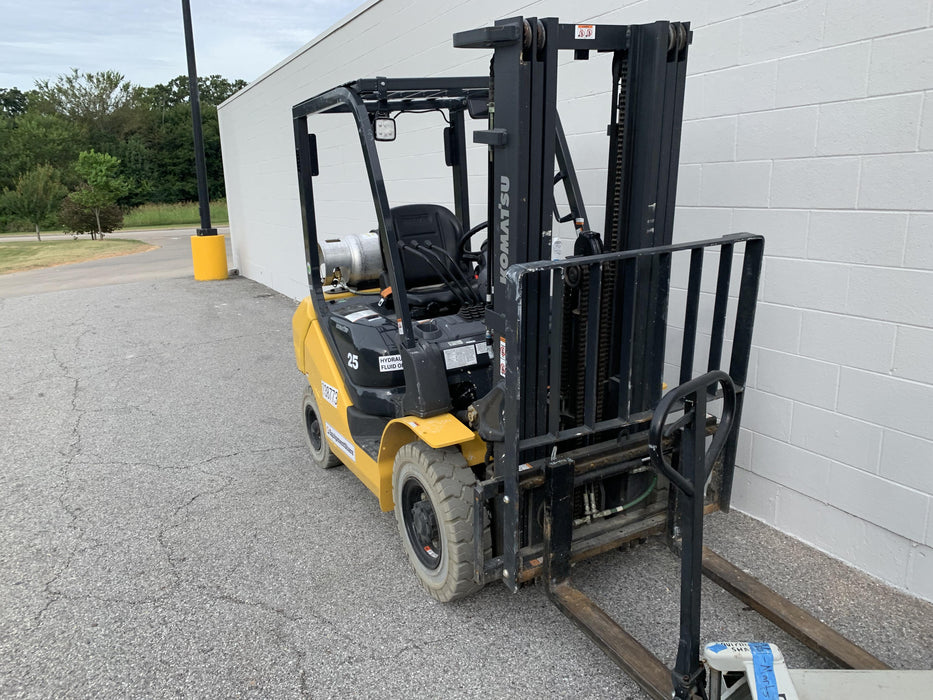 2021 KOMATSU FG25T-16