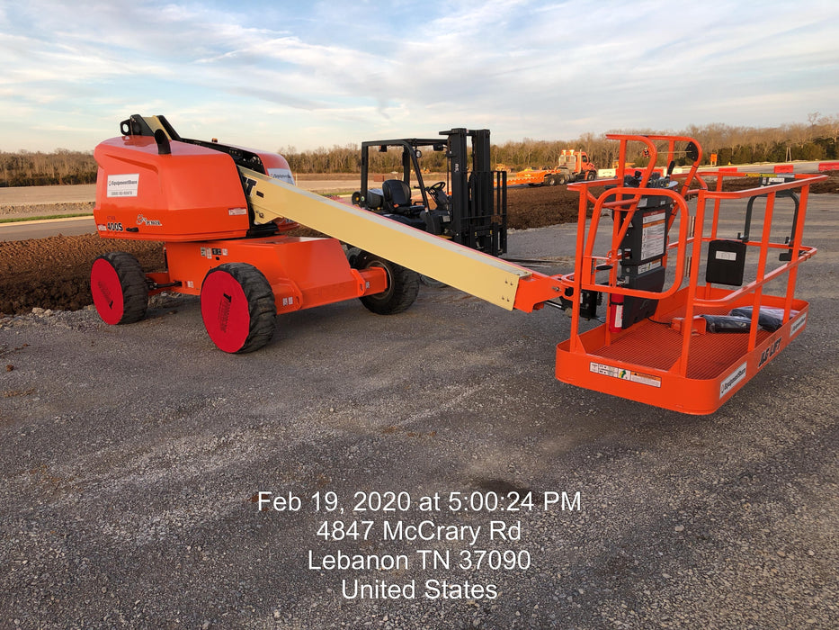 2019 JLG 400S