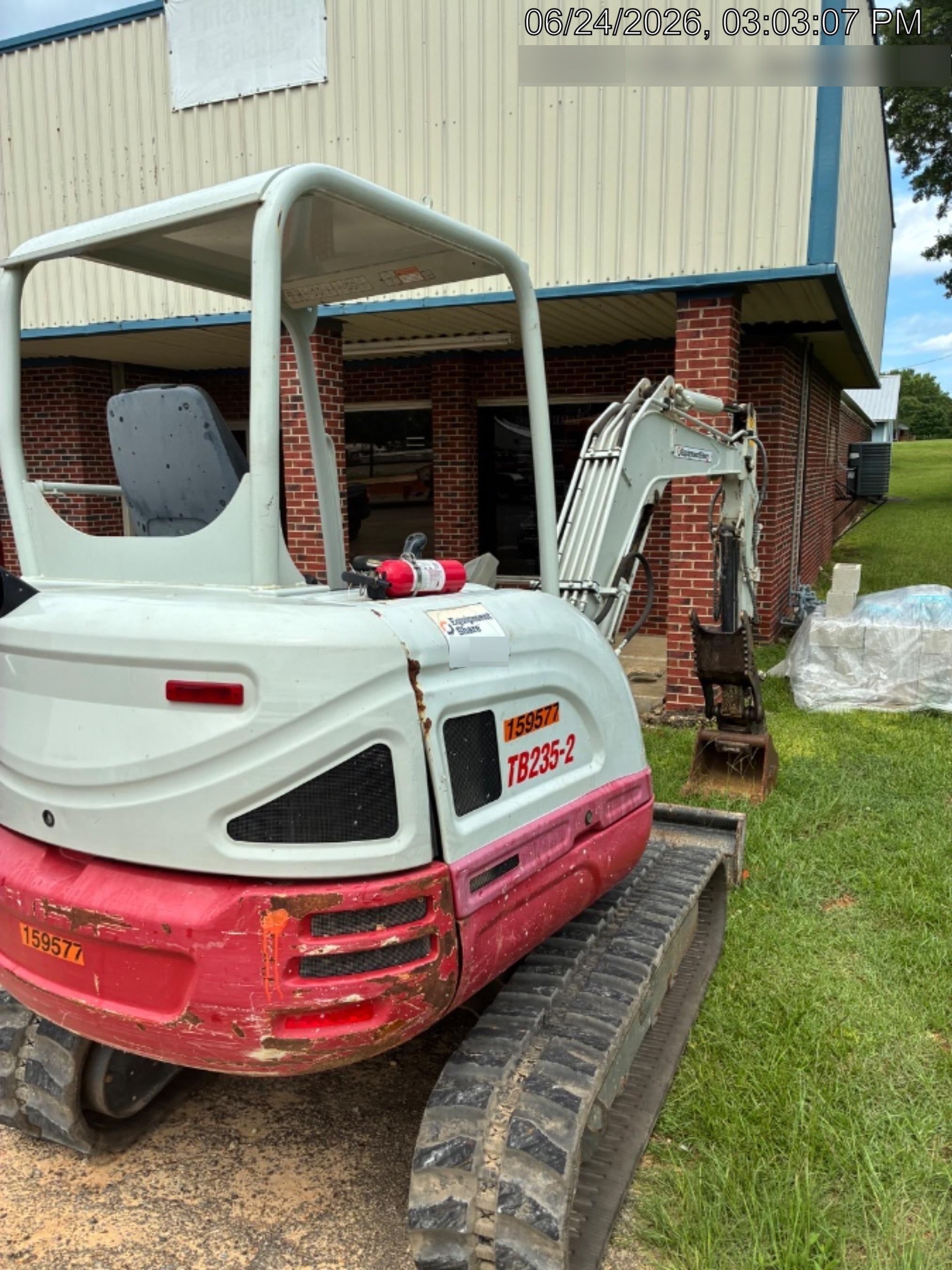 2021 TAKEUCHI TB235-2R