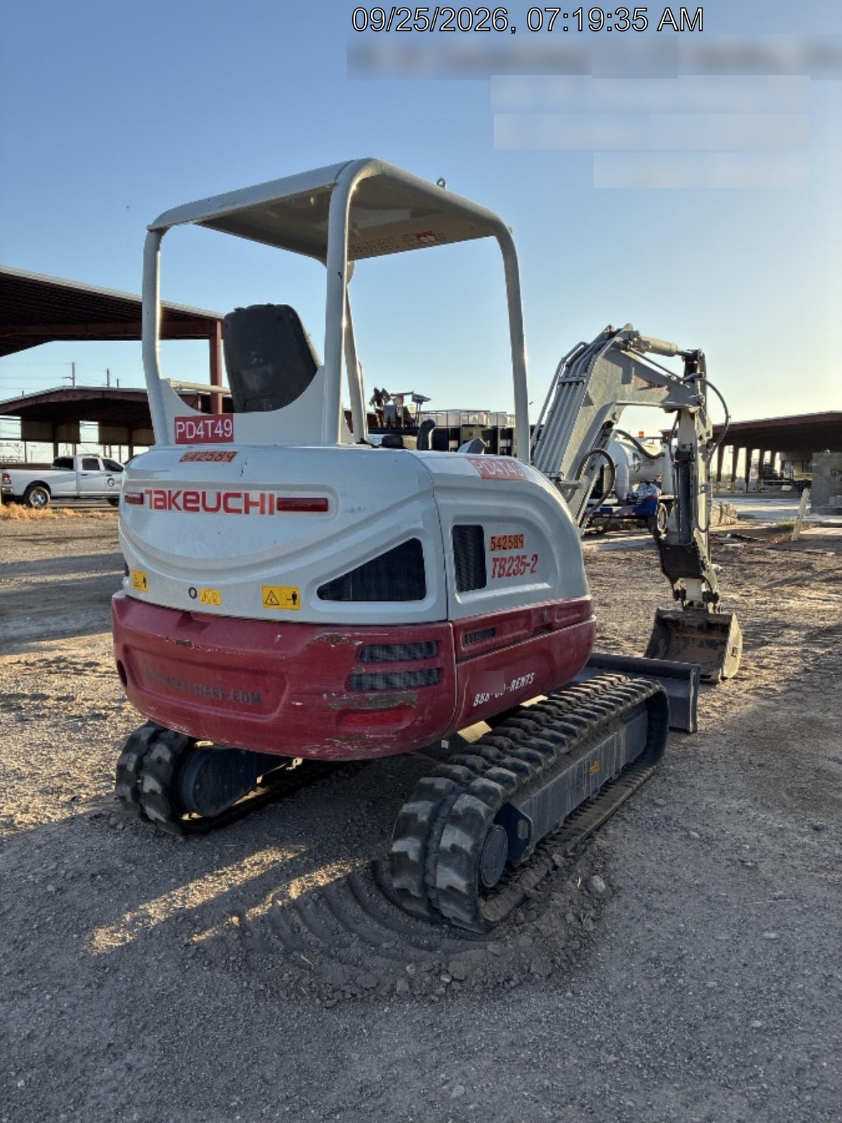 2025 TAKEUCHI TB235-2R