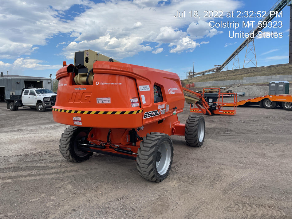 2022 JLG 660SJ