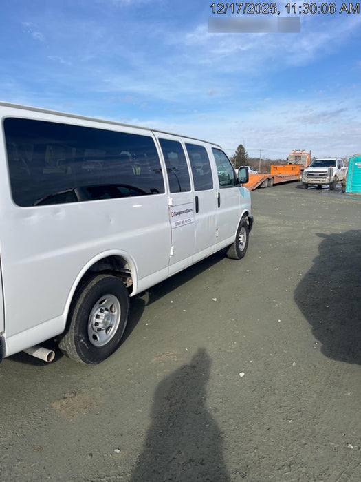 2023 CHEVROLET Express Van - Rental