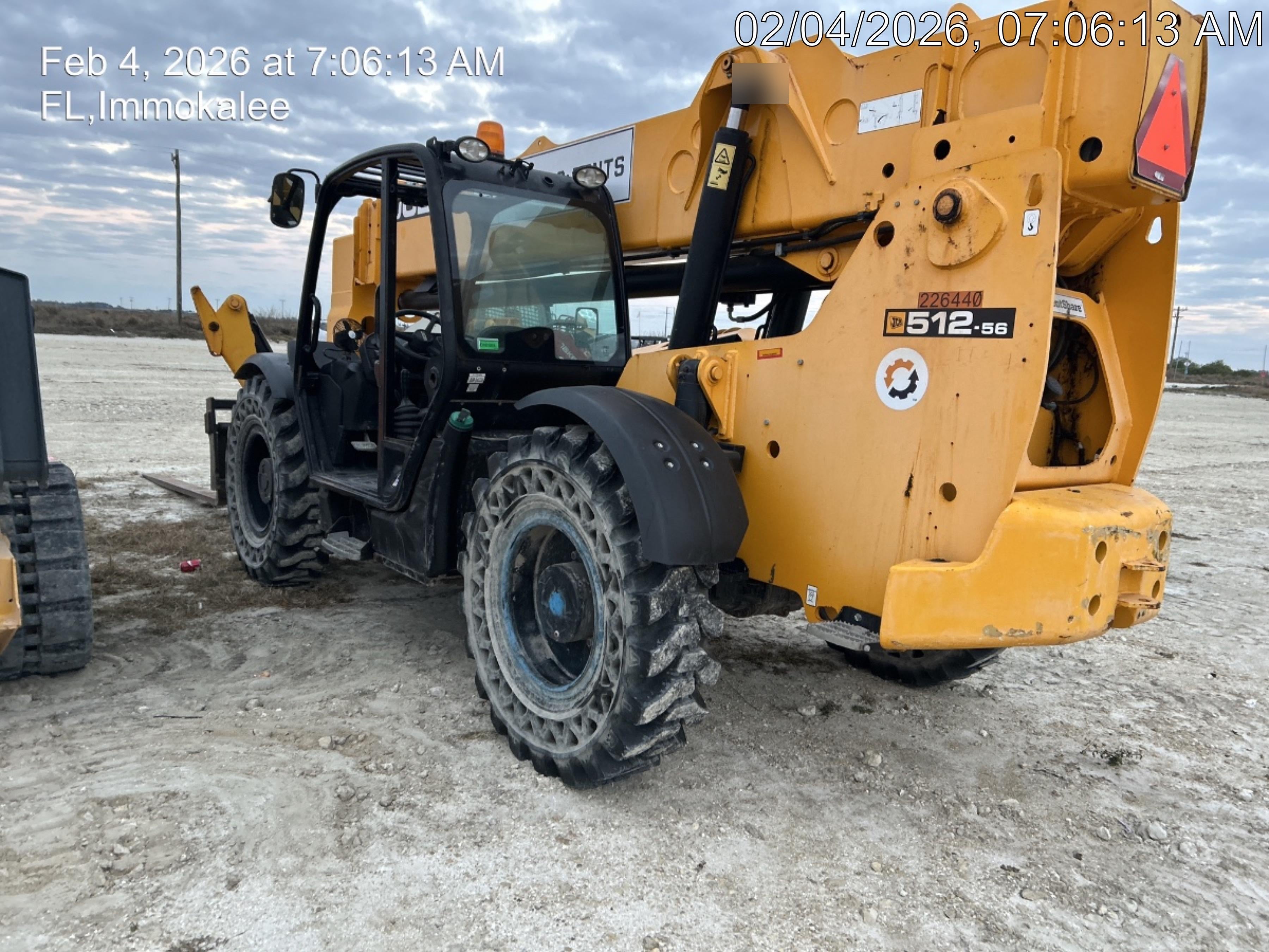 2022 JCB 512-56