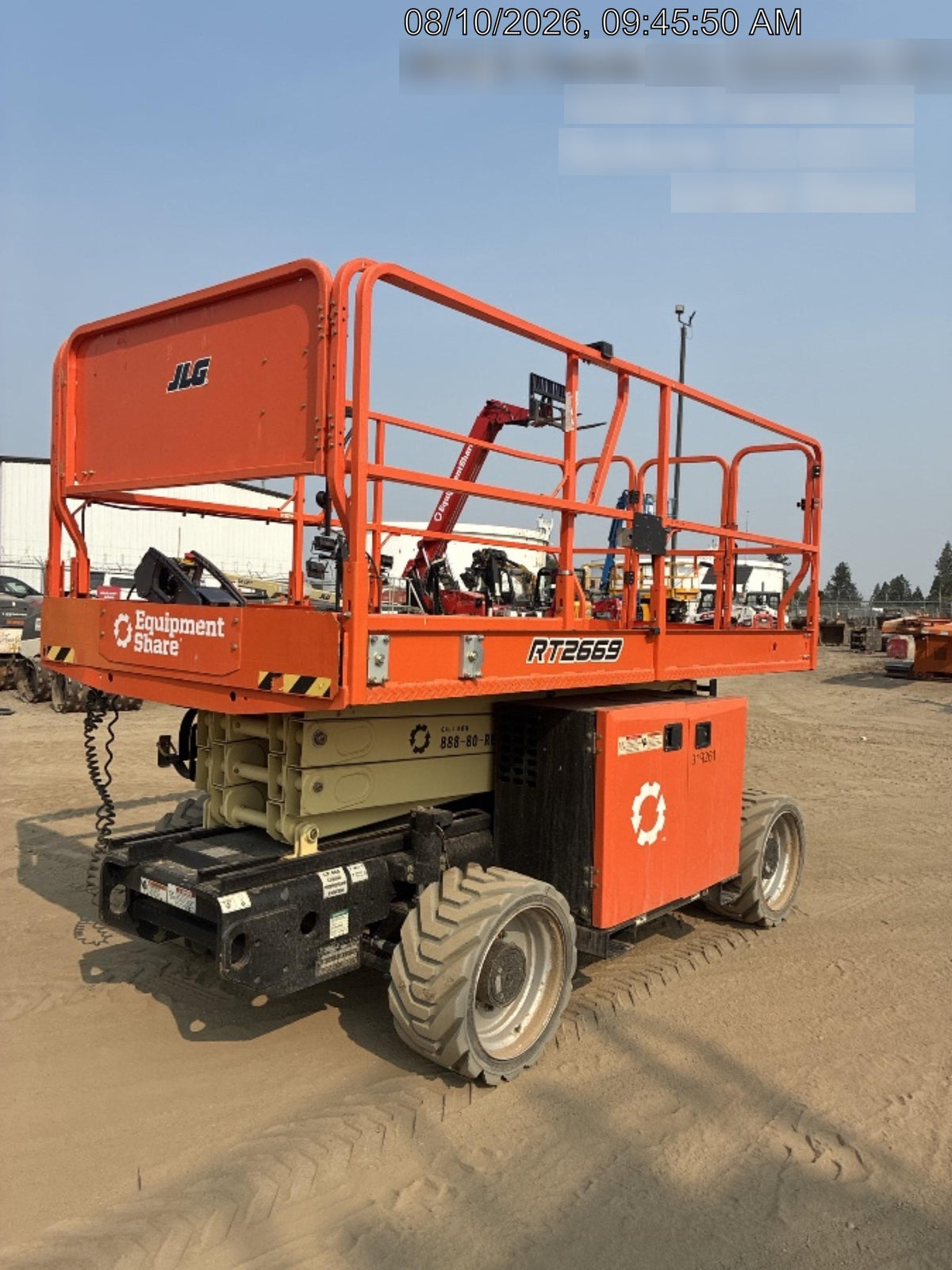 2023 JLG RT2669