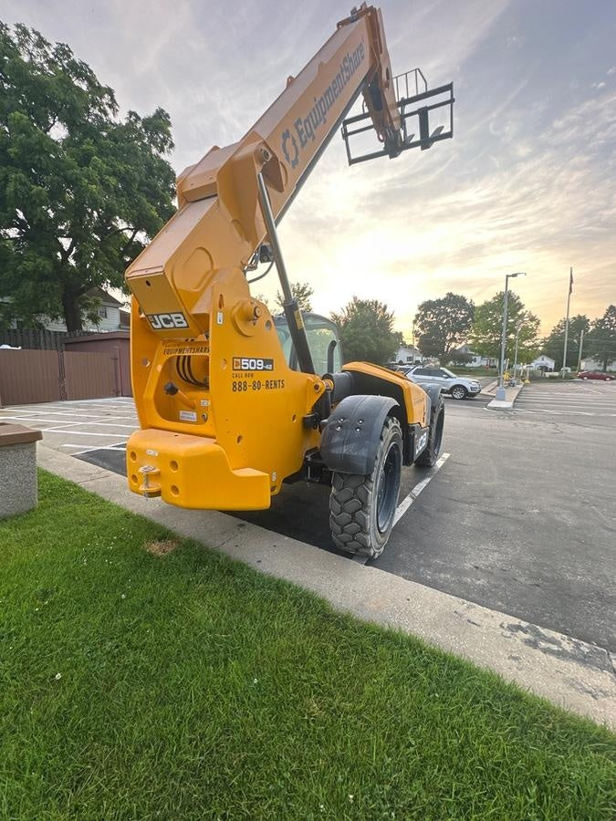 2025 JCB 509-42