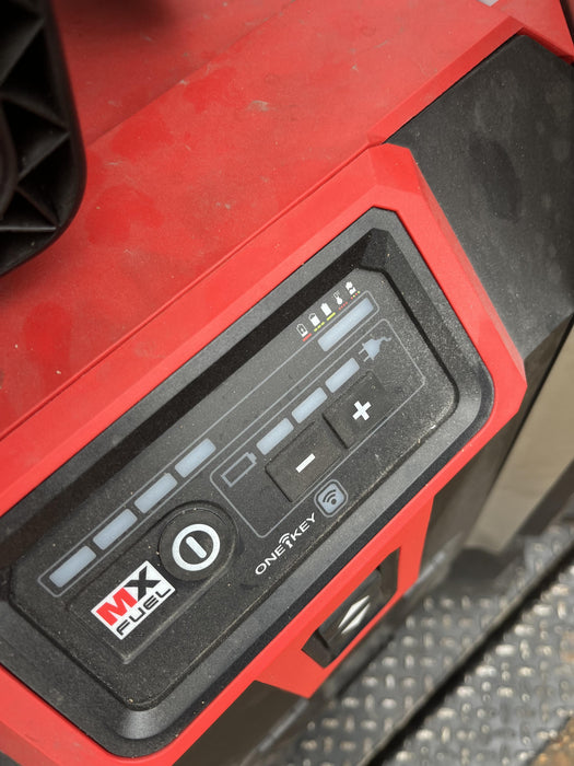 2022 MILWAUKEE MXF041-1XC