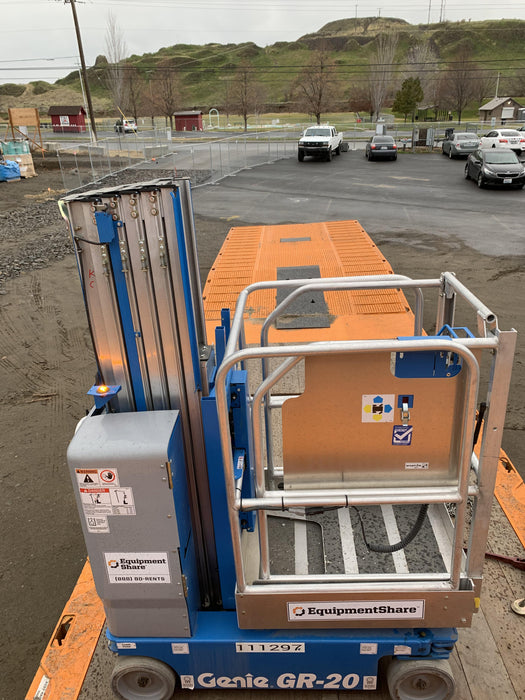 2020 GENIE GR-20
