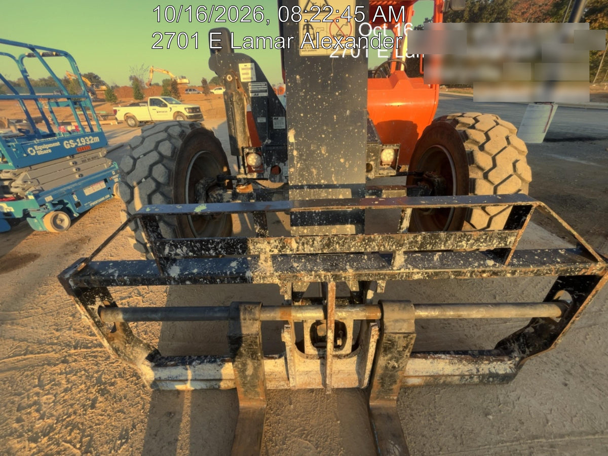 2023 SKYTRAK 8042