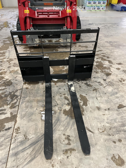 2022 ARROW MATERIAL HANDLING 48" Pallet Forks - Arrow