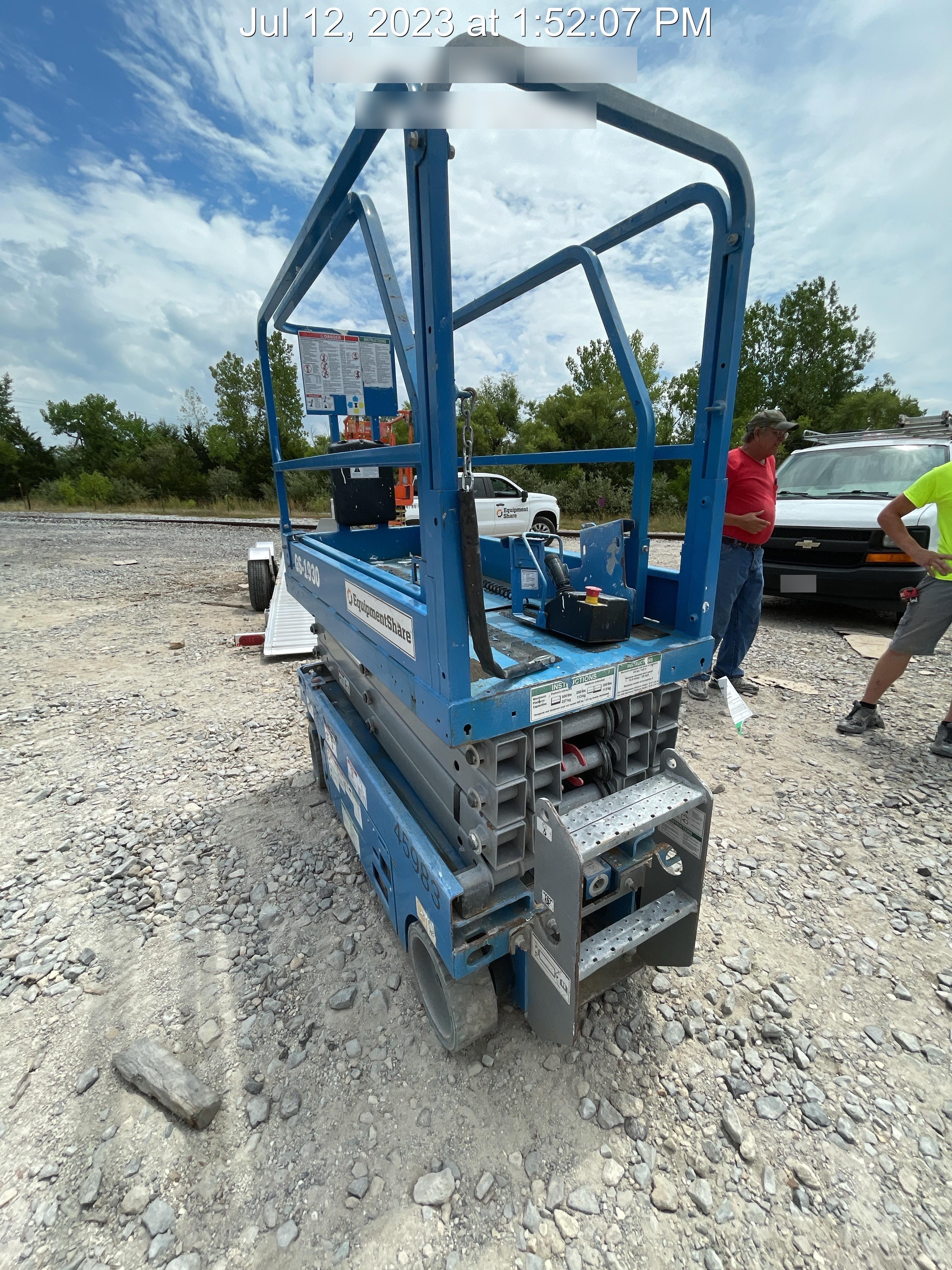 2019 Genie GS-1930 Fixed rails with chain Entry