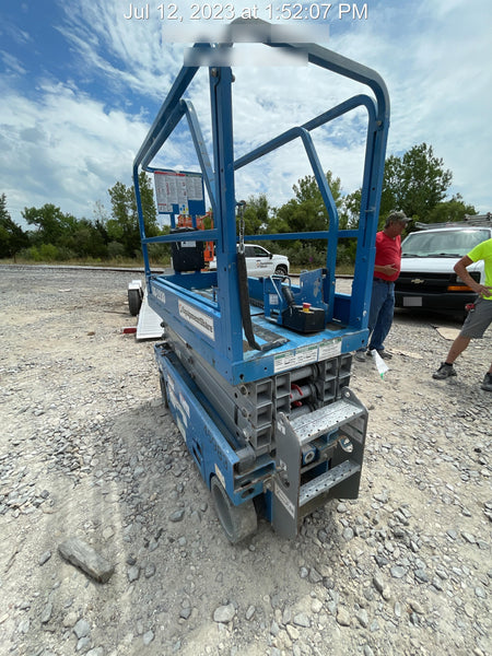2019 Genie GS-1930 Fixed rails with chain Entry