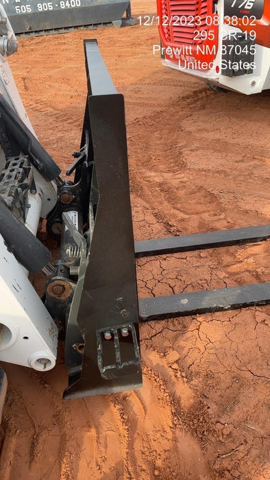 2023 ARROW MATERIAL HANDLING 72" Pallet Forks - Arrow