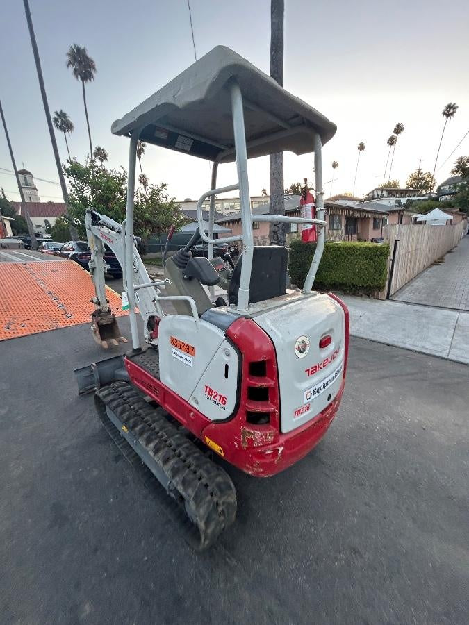 2023 TAKEUCHI TB216R