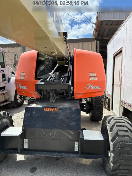 2023 JLG 660SJ