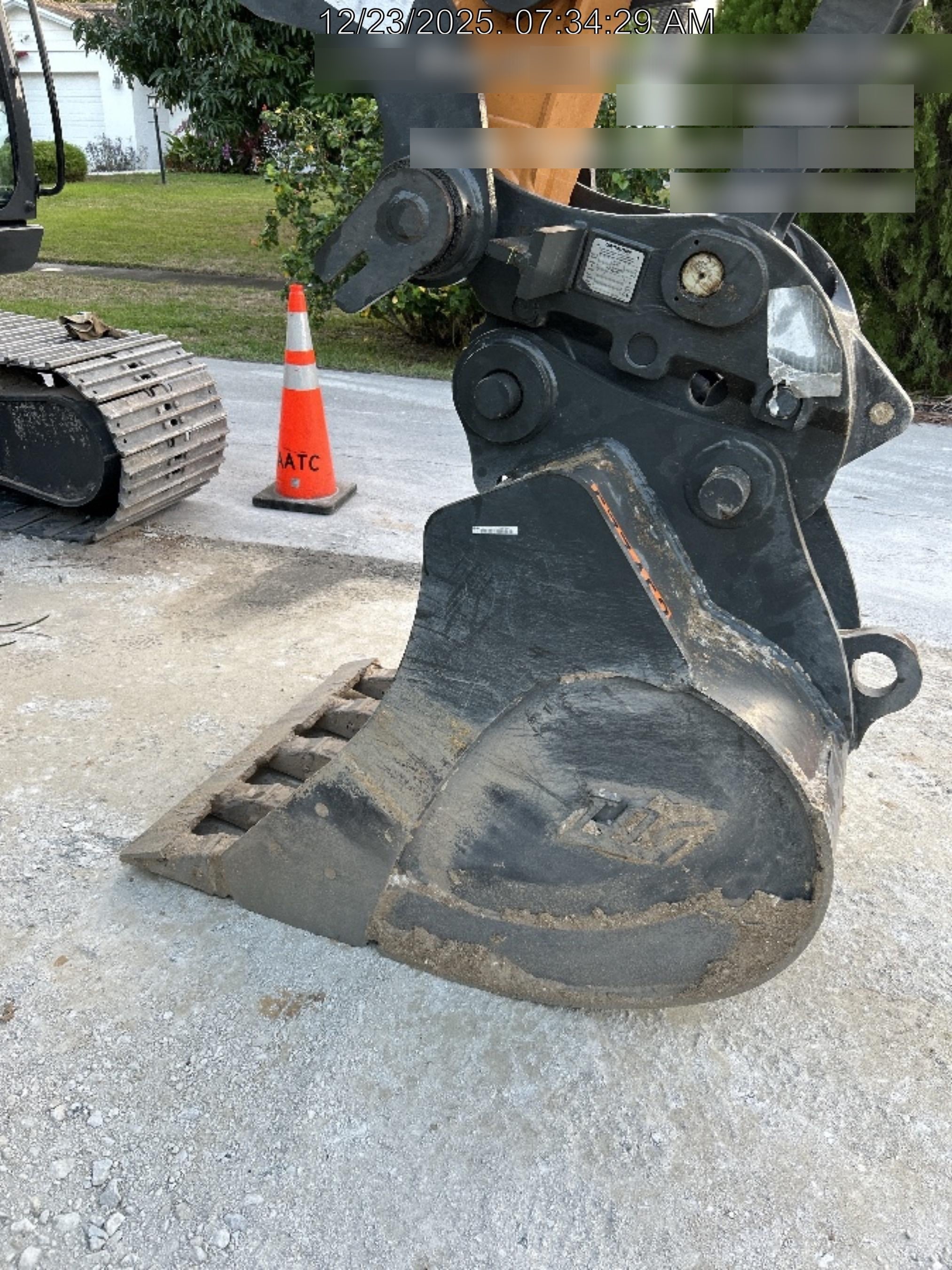 2025 TAG MANUFACTURING TAG 36" Tooth Bucket 65mm Pin