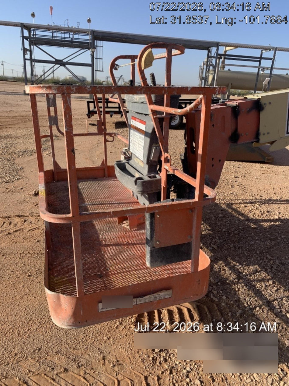 2021 JLG 600S