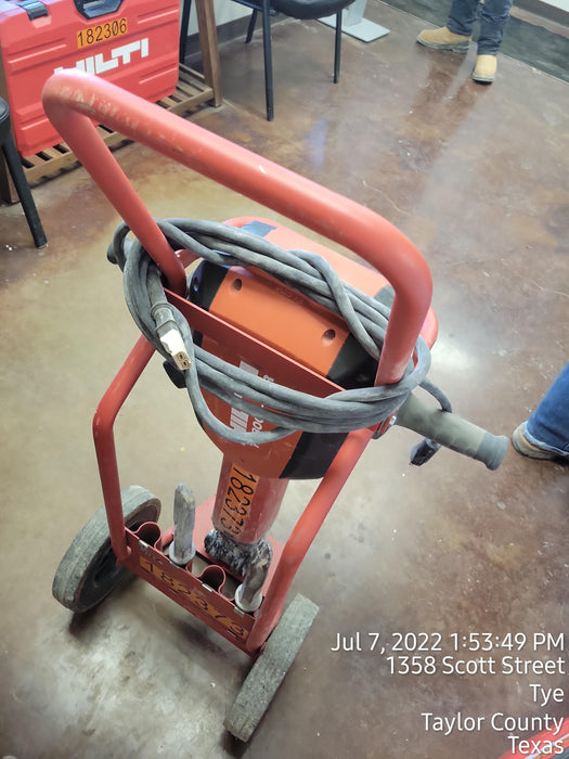 2021 HILTI TE 3000-AVR