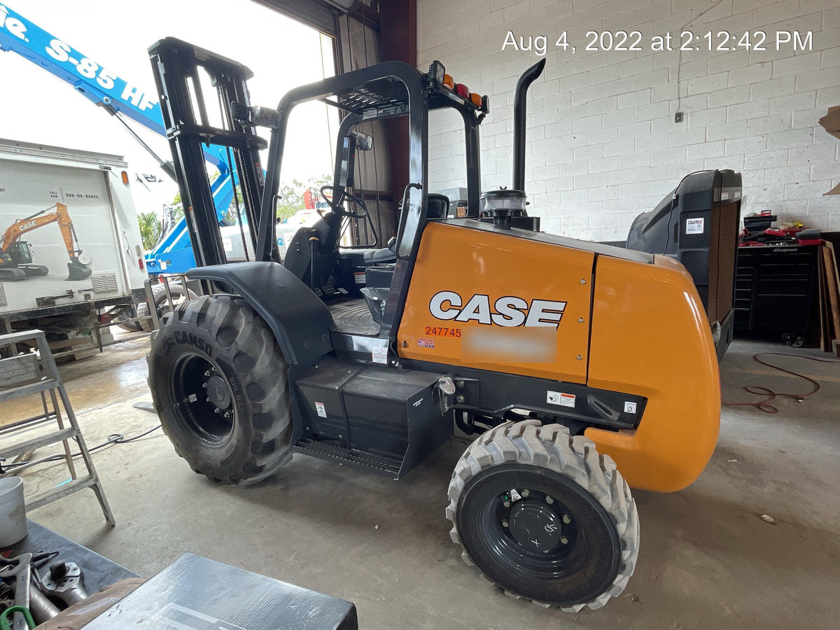 2022 CASE 586H