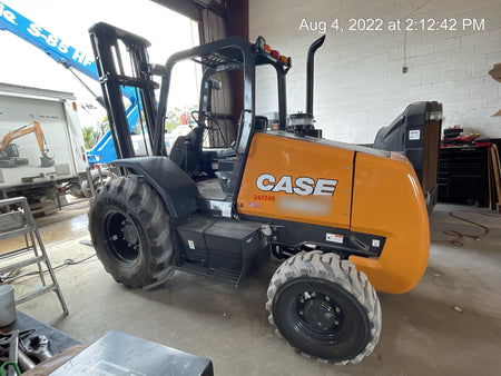 2022 CASE 586H