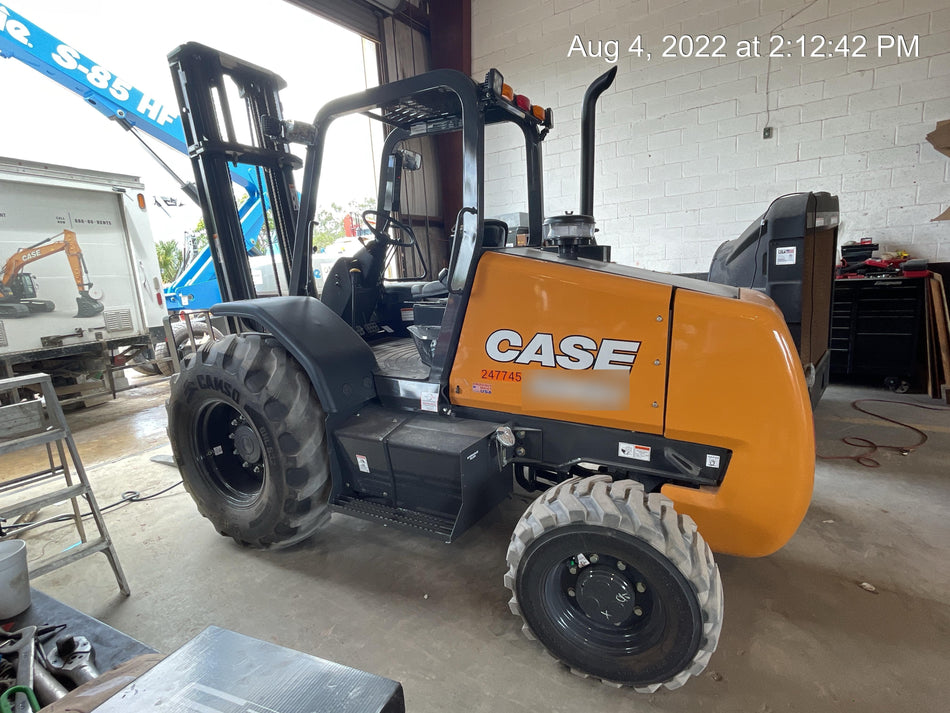 2022 CASE 586H