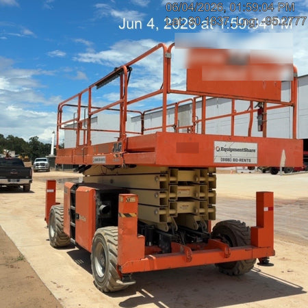 2020 JLG 430LRT