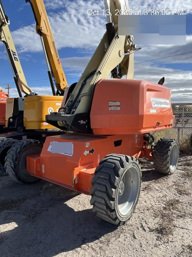 2019 JLG 660SJ