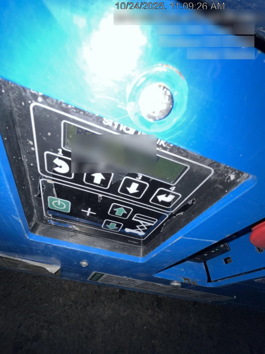 2020 Genie GS-1930 Solid Non Marking Tires, Beacon, Folding rails with half height swing gate, 800W Inverter