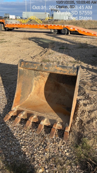 2025 TAKEUCHI 36" Bucket - Takeuchi