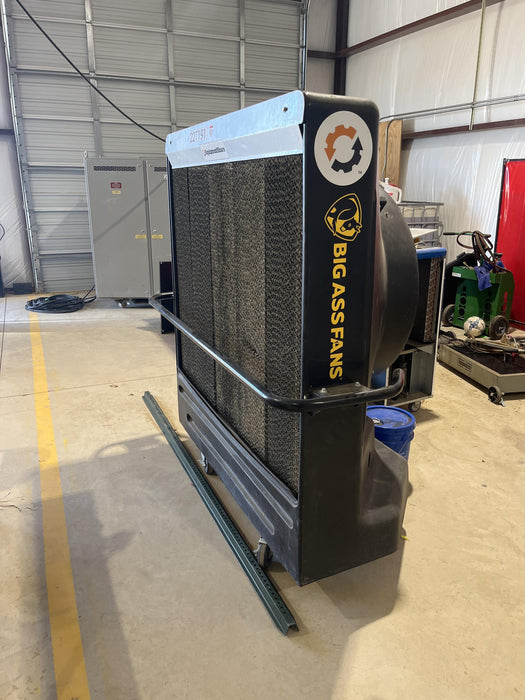 2022 BIG ASS FANS Cool Space 400