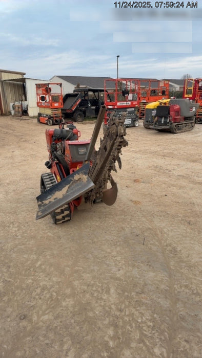 2020 DITCH WITCH C24XA