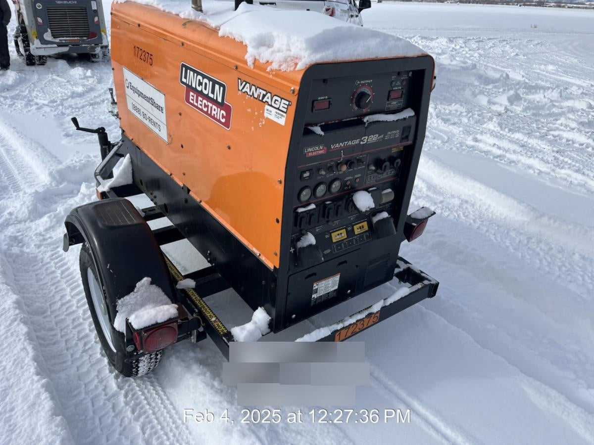 2021 Lincoln Electric Vantage 322 Vantage 322 Ready Pak 3 w/ Decals, ORANGE (includes trailer, cable rack, fender light kit) NO Telematics