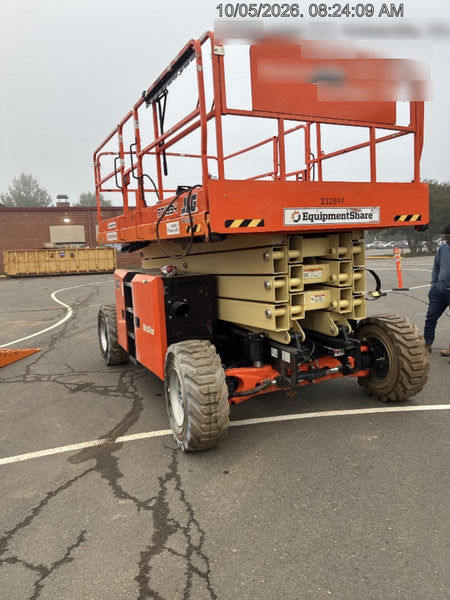 2022 JLG 4394RT