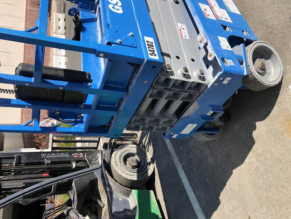 2019 Genie GS-1930 Half Height Swing Gate, 800W Inverter