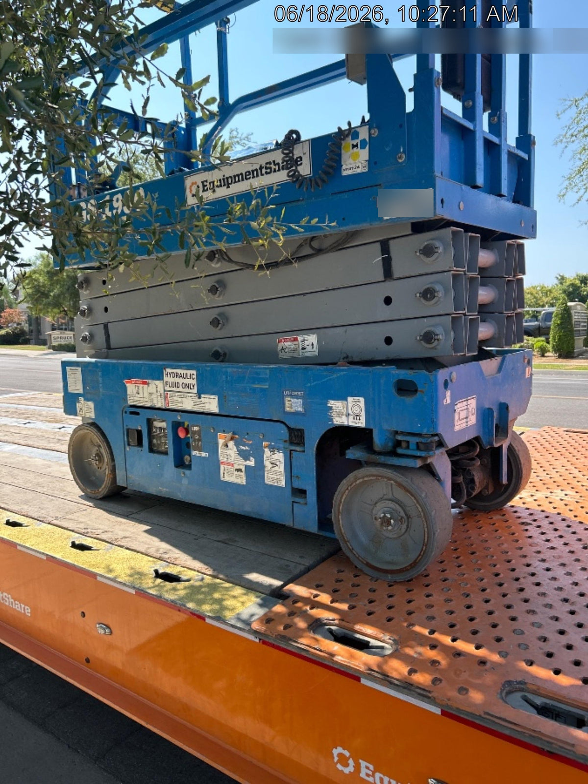 2020 Genie GS-1930 Solid Non Marking Tires, Beacon, Folding rails with half height swing gate, 800W Inverter