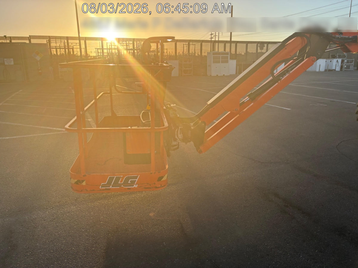 2021 JLG 600AJ