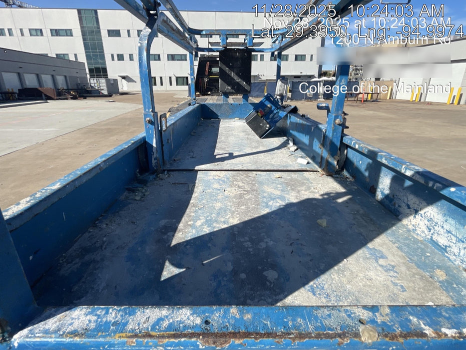 2017 Genie GS-3232 Genie GS3232 Narrow 32' Scissor Lift