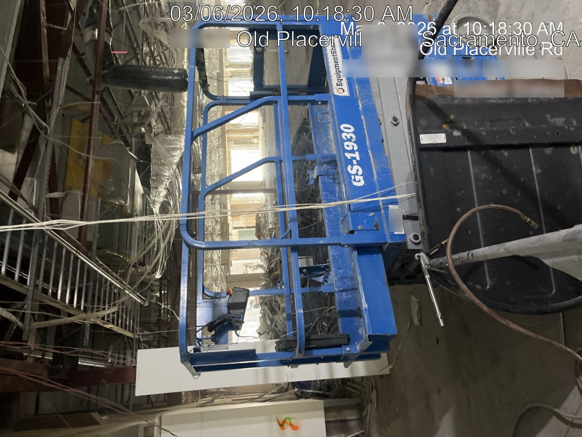 2019 Genie GS-1930 Half Height Swing Gate, 800W Inverter