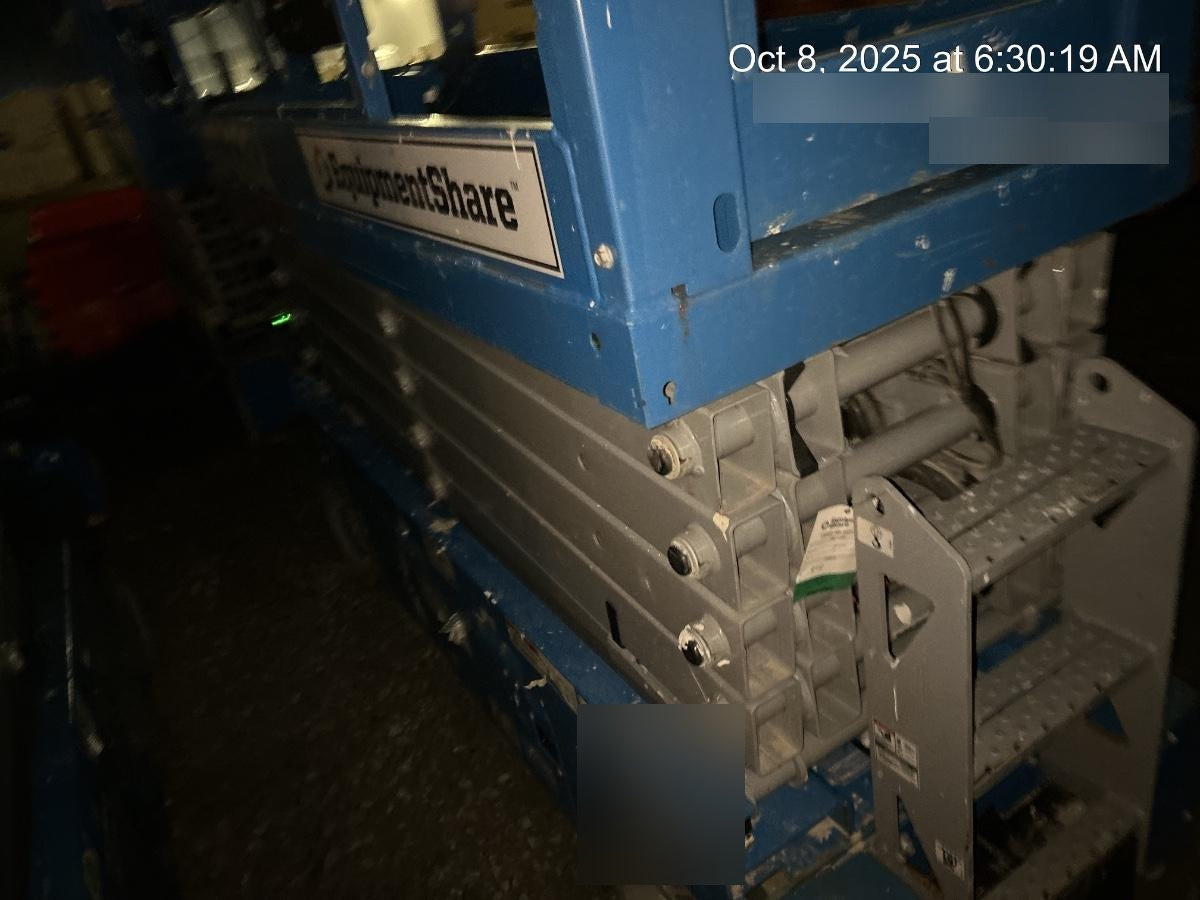 2022 GENIE GS-3232