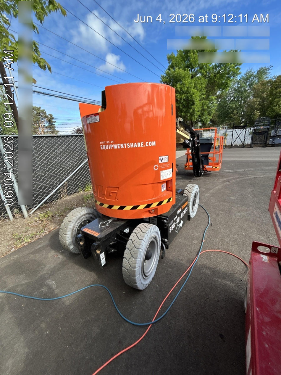 2025 JLG E300AJP