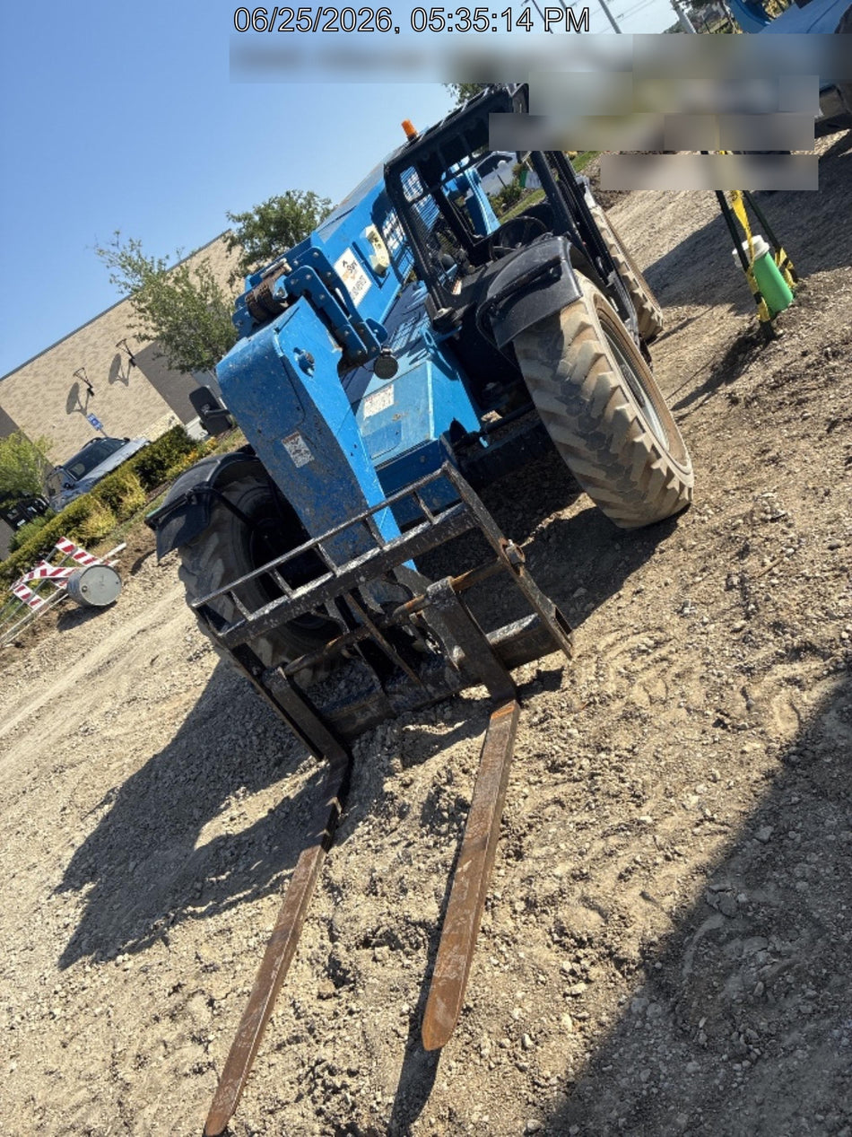 2018 Genie GTH-636 GTH-636 w/Open ROPS, Solid Tires, beacon/work lights, 48" carriage/forks
