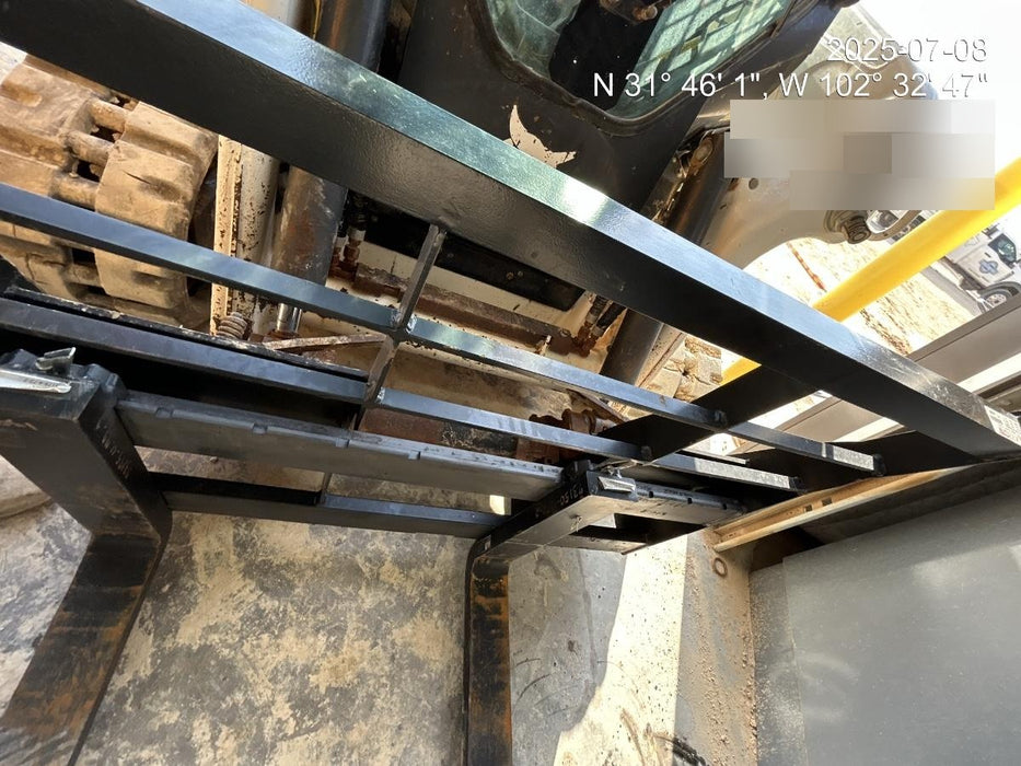 2025 ARROW MATERIAL HANDLING F5100CB - 72"