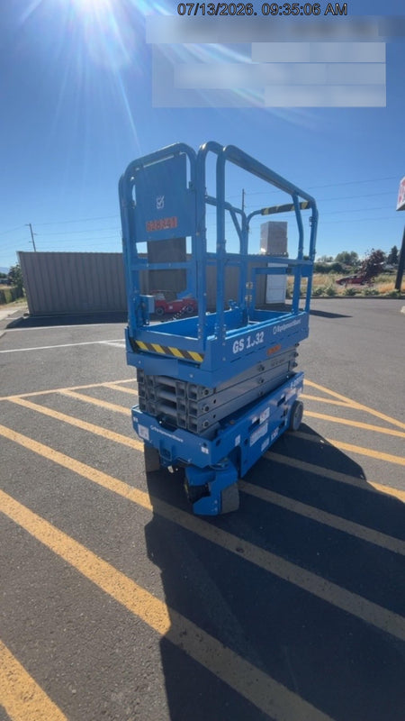 2019 Genie GS-1930 Half Height Swing Gate, 800W Inverter