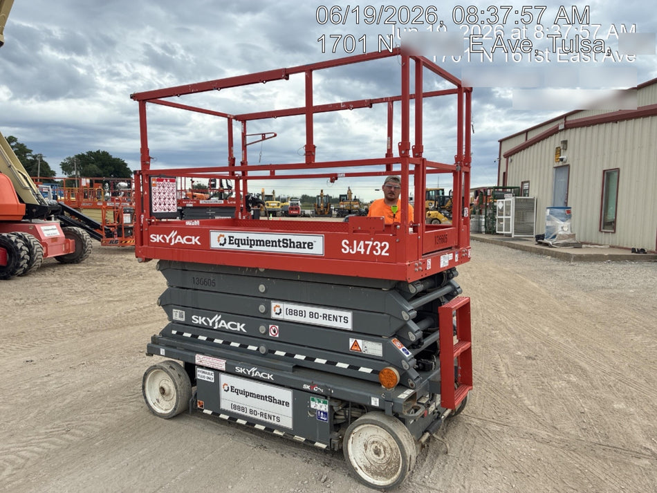 2021 SKYJACK SJ4732