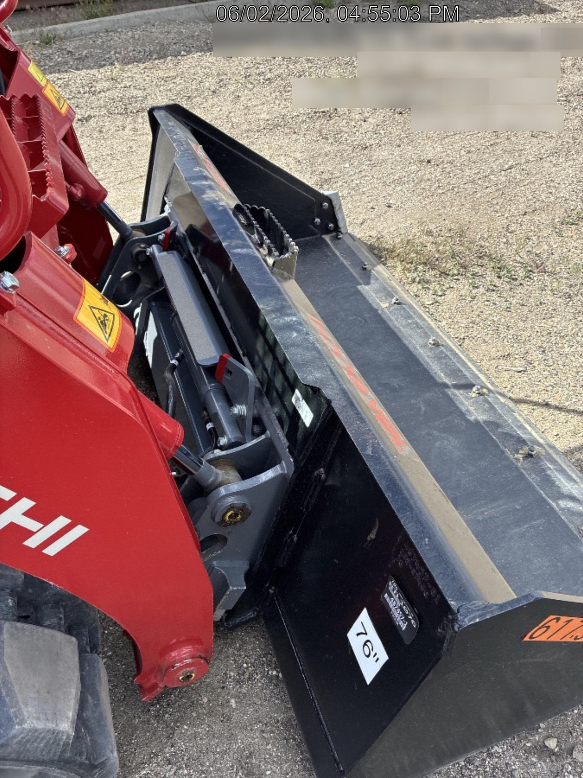 2025 TAKEUCHI 76" Smooth Bucket - Takeuchi