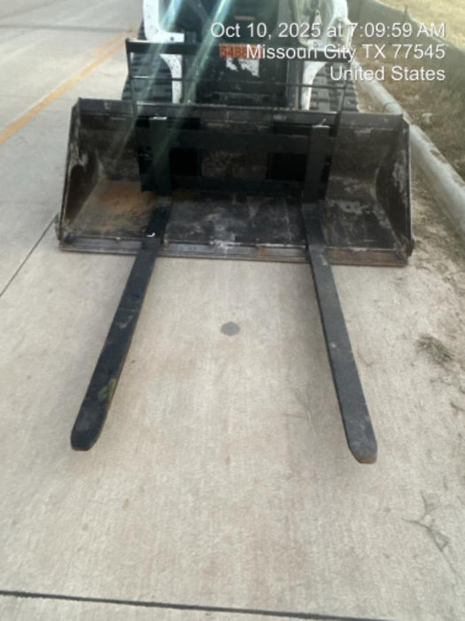 2025 ARROW MATERIAL HANDLING F5100CB - 72"